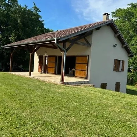 Charming Quiet House With Private Pond